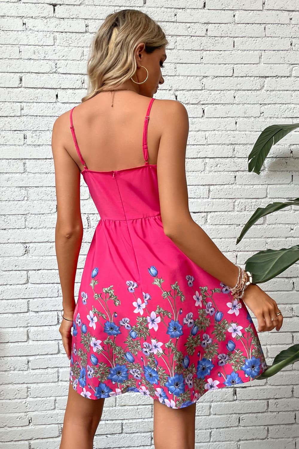 Elegant Floral Mini Dress: Perfect for Summer Beach Weddings and Special Occasions