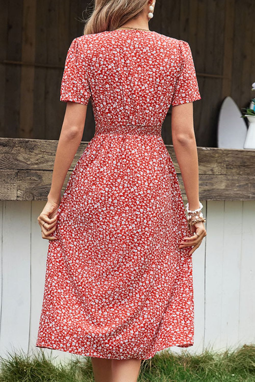 Summer Dream: Ditsy Floral Puff Sleeve Dress for Beach Weddings & Parties
