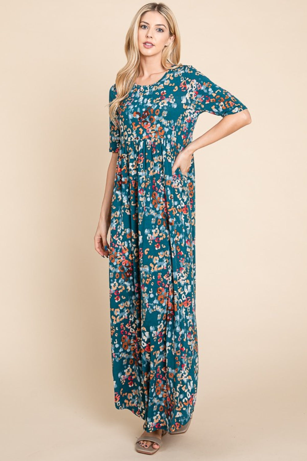 Stylish BOMBOM Printed Maxi Dress - Elegant Shirred Long Dress, Perfect for Evening Events & Summer Fashion