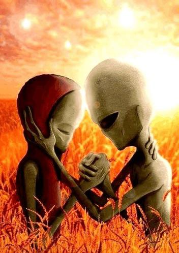 Alien Holding Hands Meme, Explained