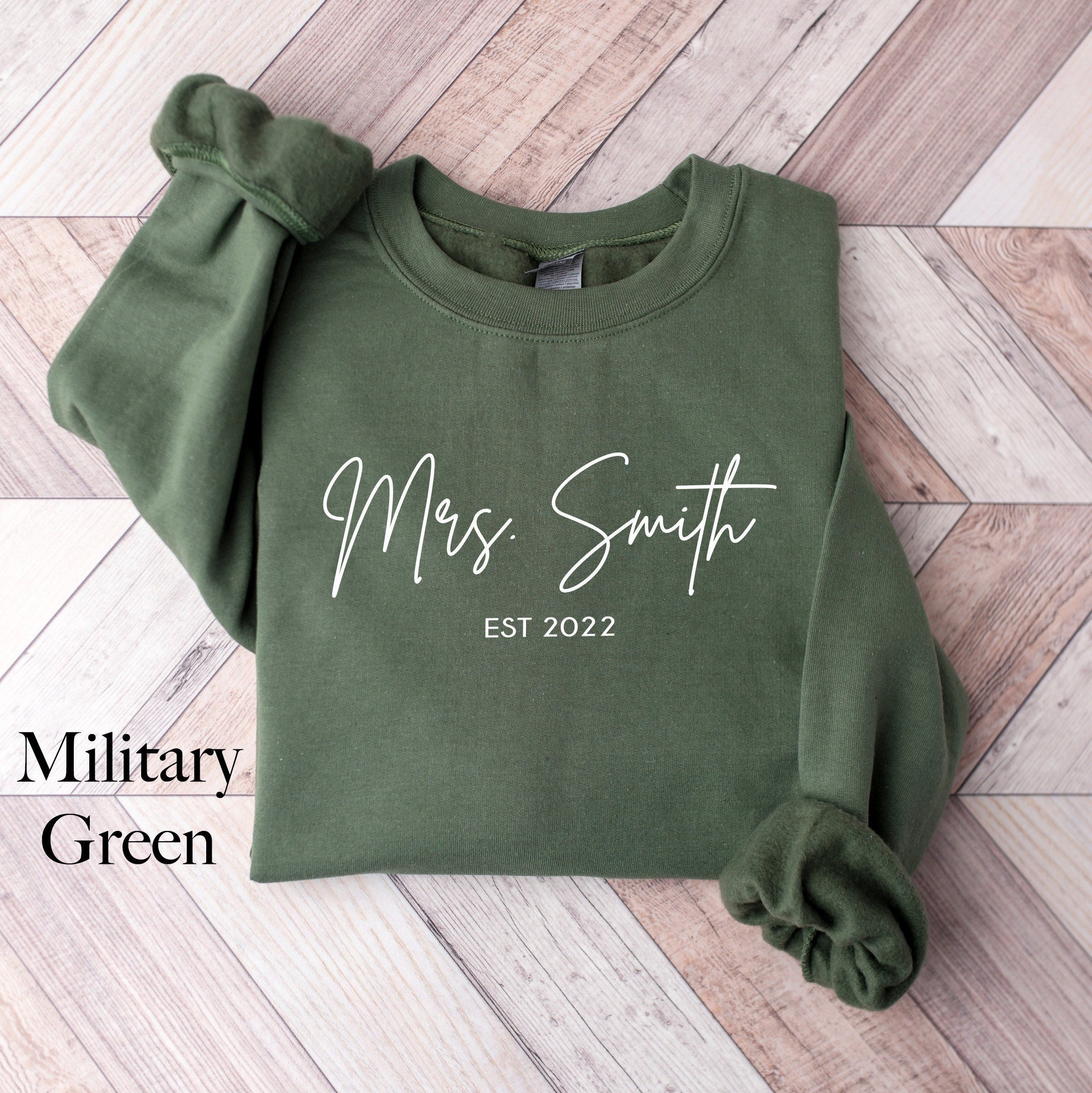 Wifey Sweatshirt - Cozy and Customizable Bride-to-Be Clothing