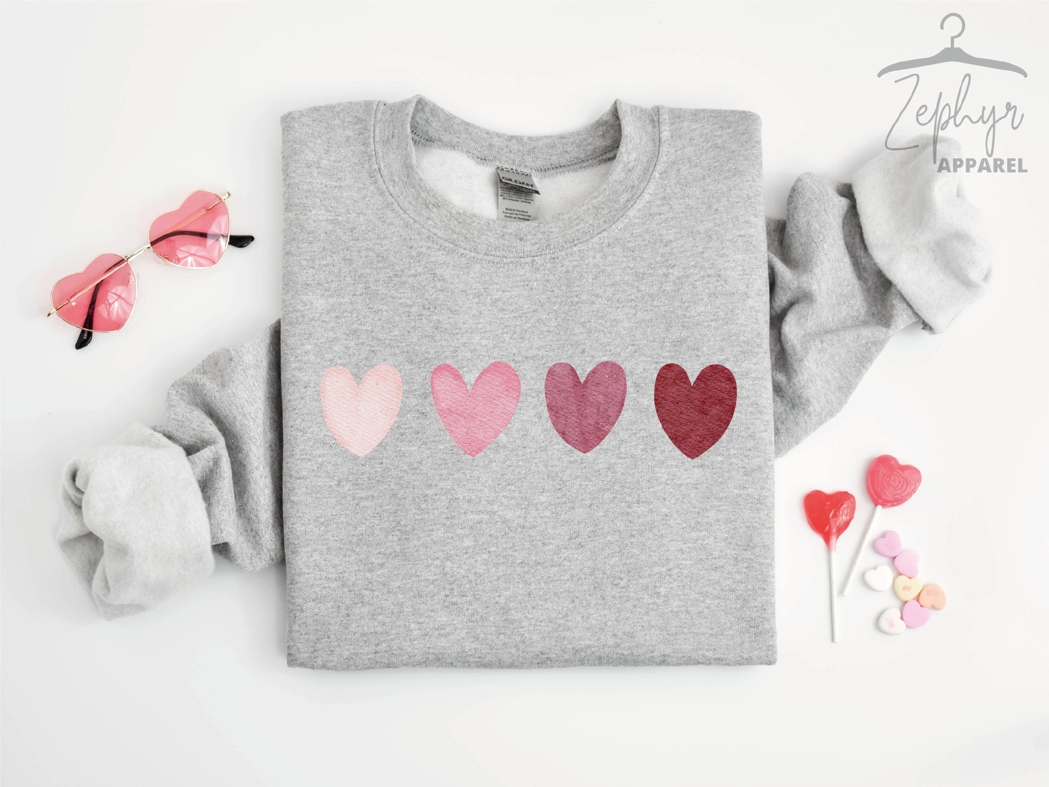 Vintage Valentine Sweatshirt - Romantic Pullover for Valentine's Day