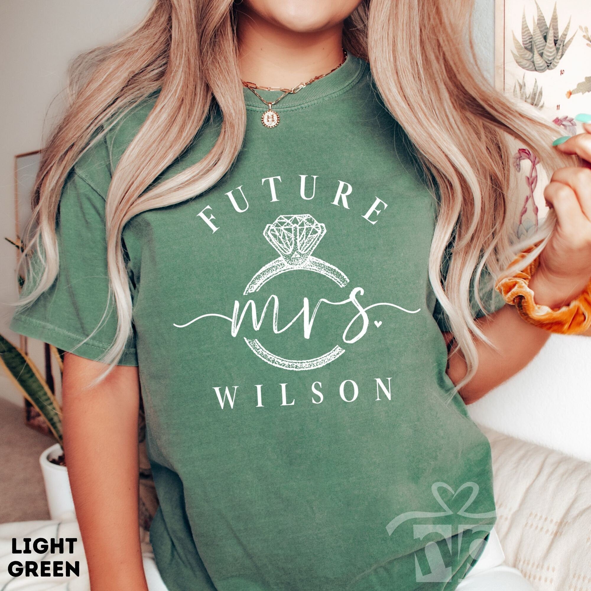 Bachelorette Party Must-Have: Future Mrs Shirt - Name & Date Customization