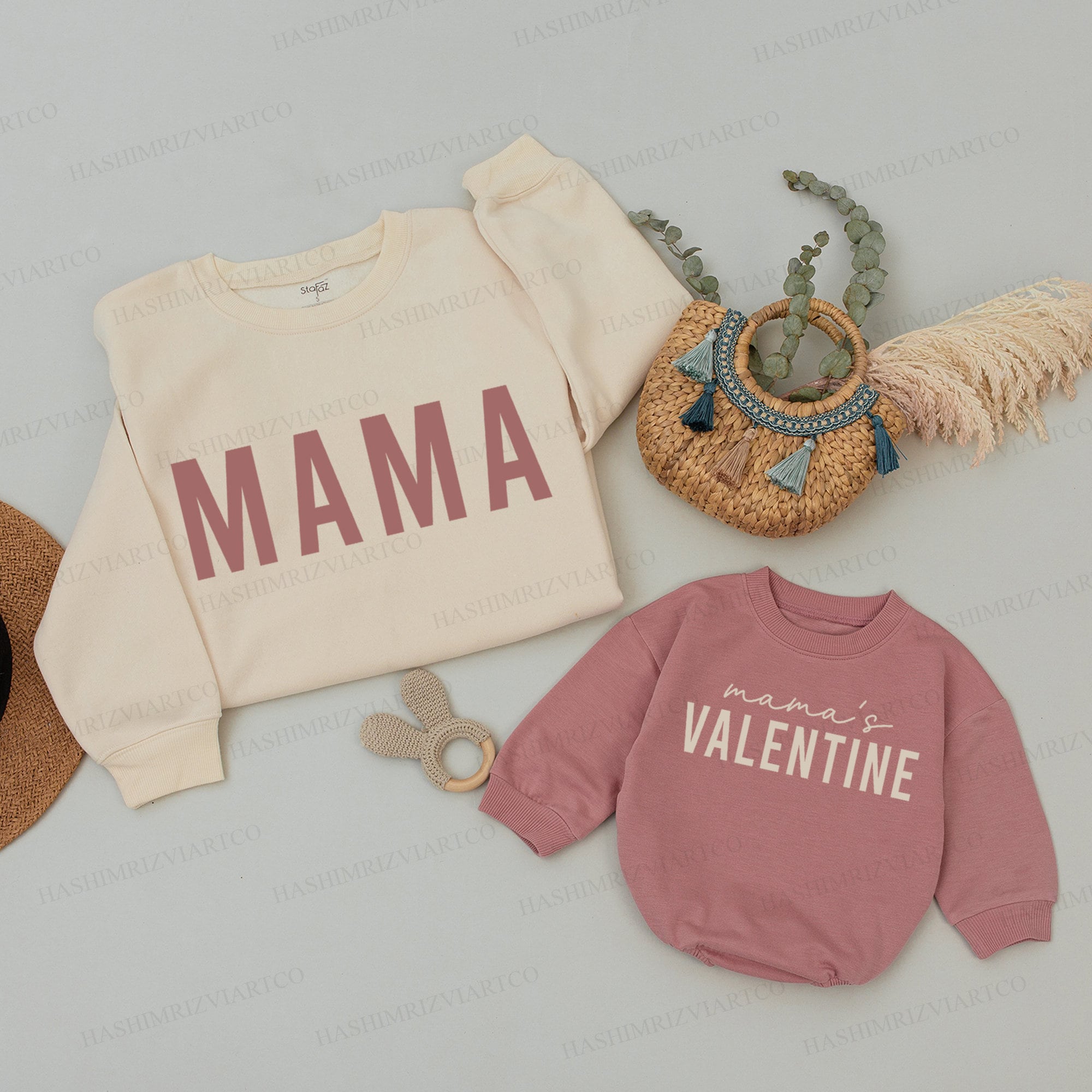 Retro Heart Matching Sweatshirts for Mom and Baby