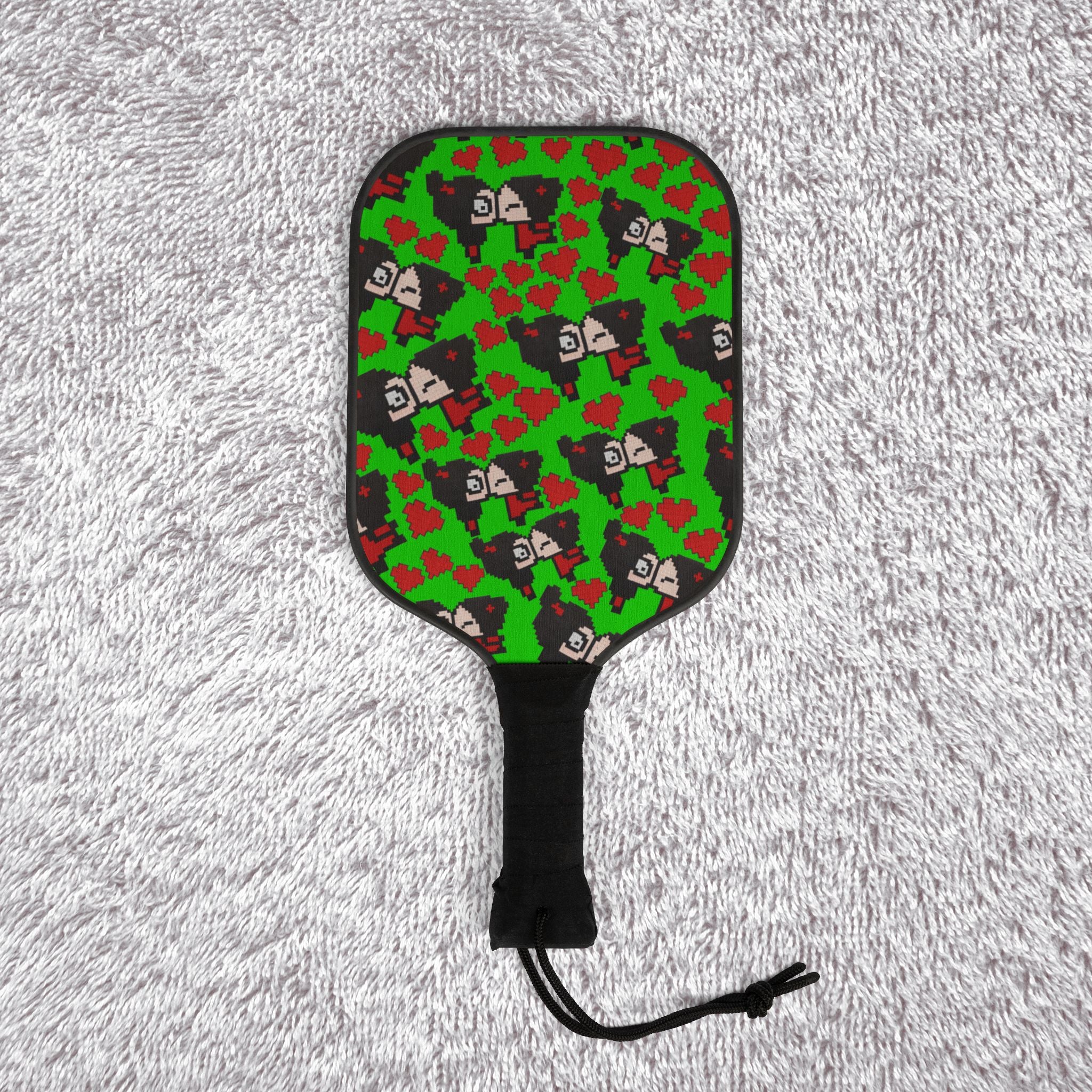 Pickleball kit (2 paddles + 2 balls + transparent bag) pixel pucca kiss heart green