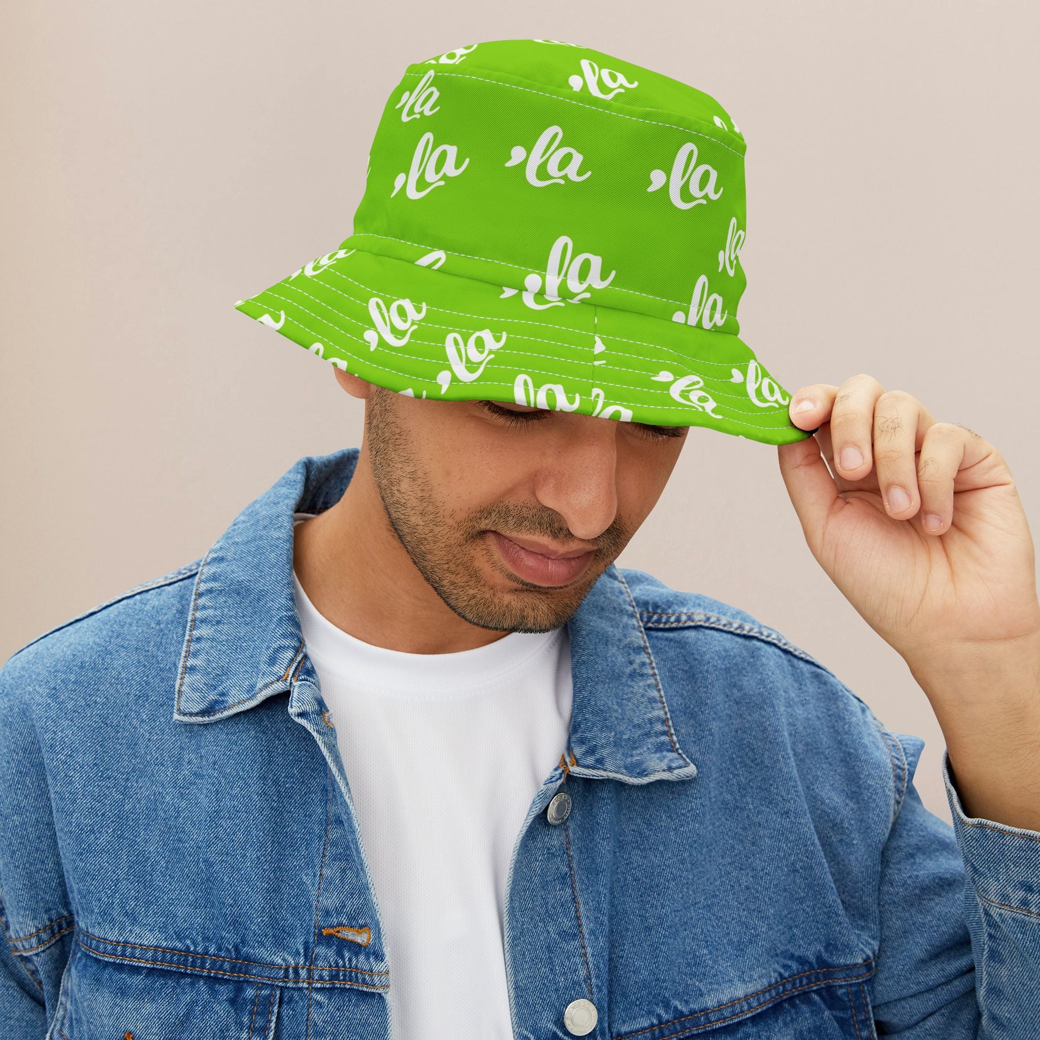 Comma La Bucket Hat