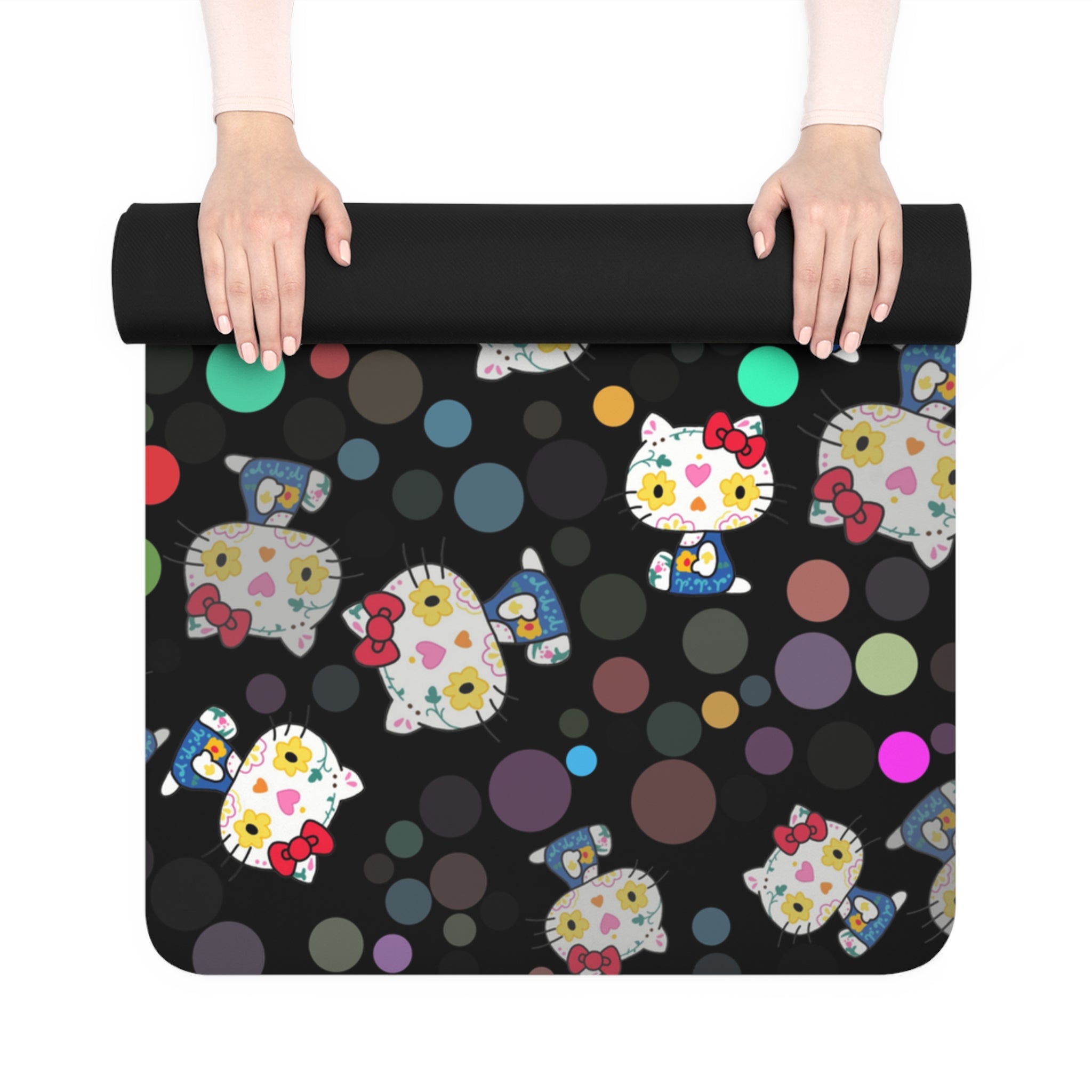 Rubber yoga mat kitty flower polka dots black