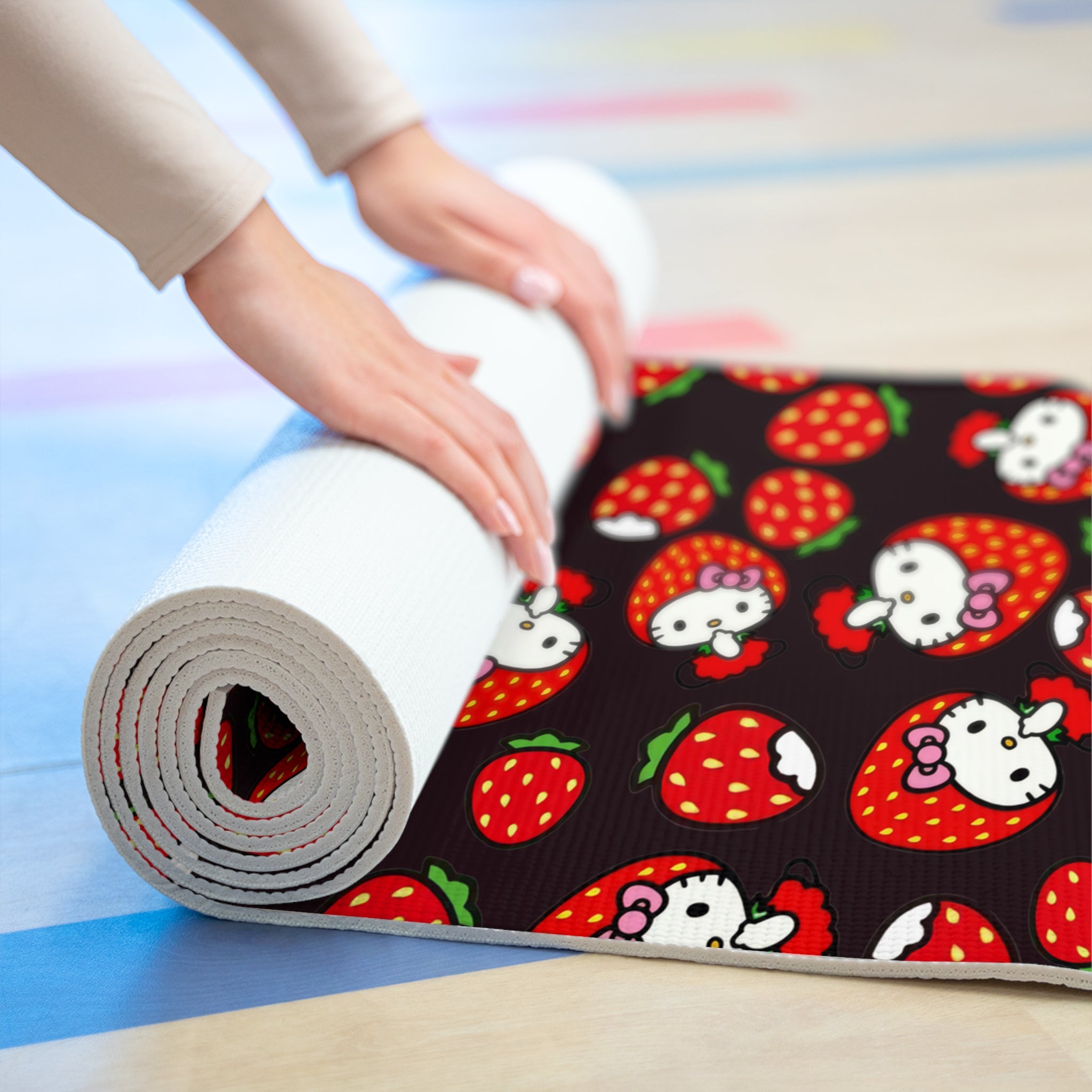 Foam yoga mat kitty strawberry valentine black