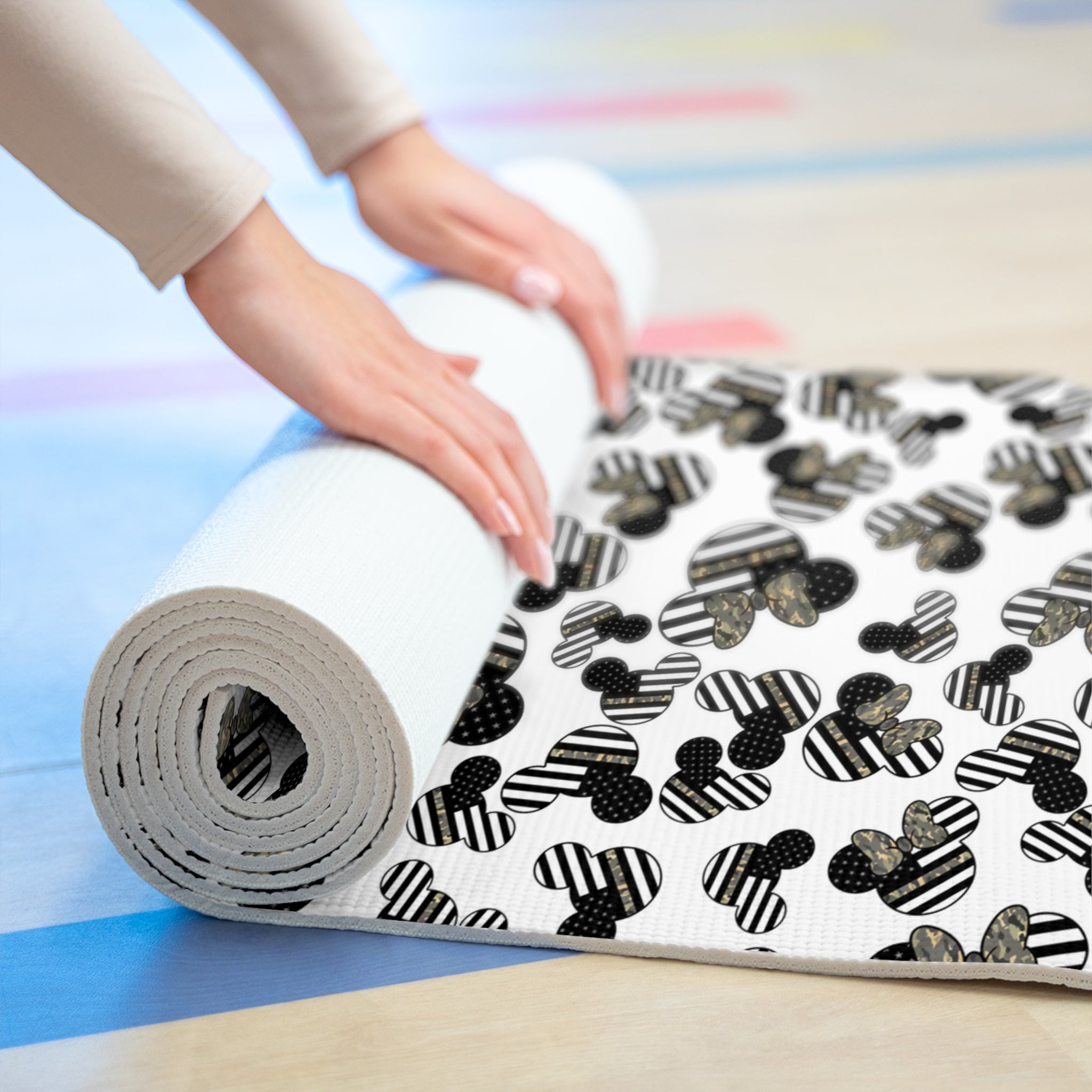 Foam yoga mat veterans day mickey minnie white