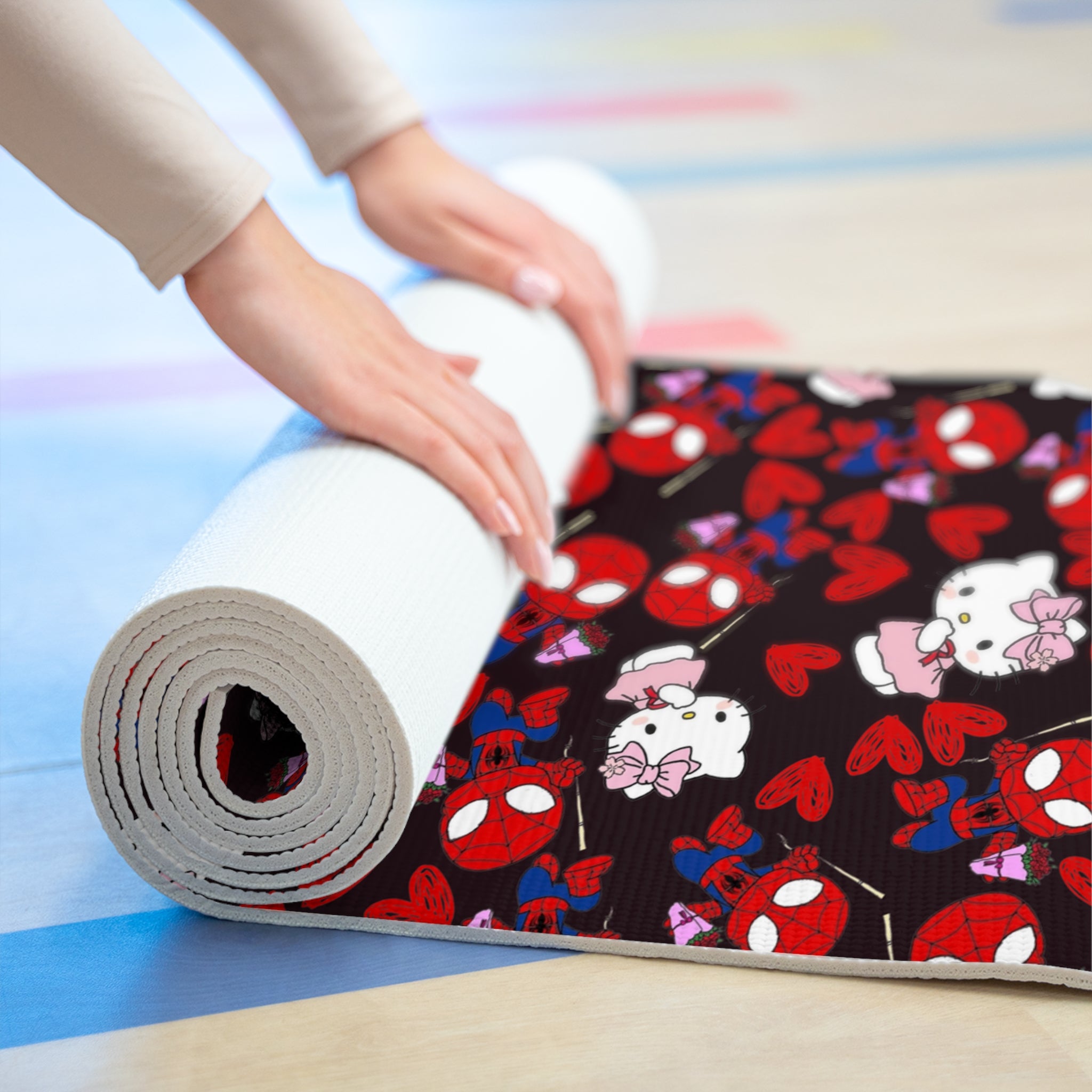 Foam yoga mat spider kitty flower black