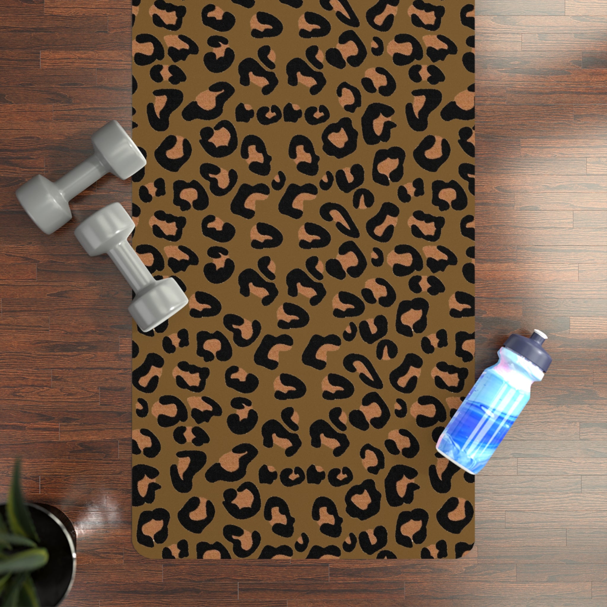 Rubber yoga mat leopard paws brown