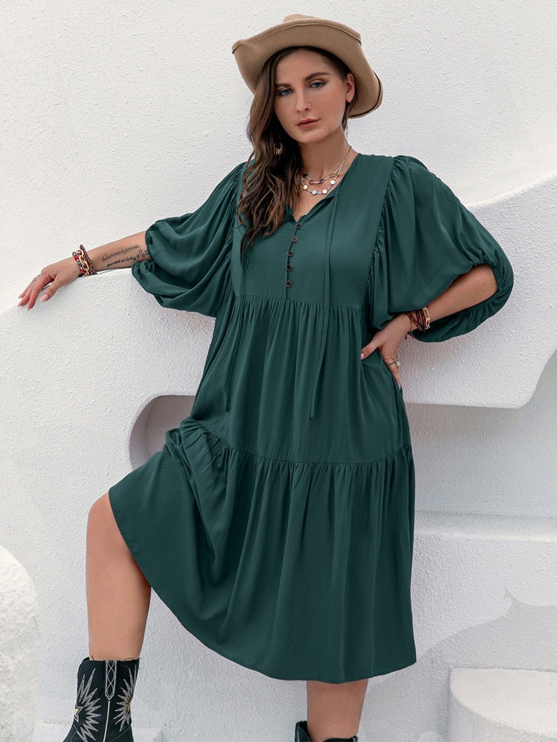 Elegant Plus Size Beach Wedding Guest Dress - Stylish Tie Neck Balloon Sleeve Midi Dress for Special Occasions