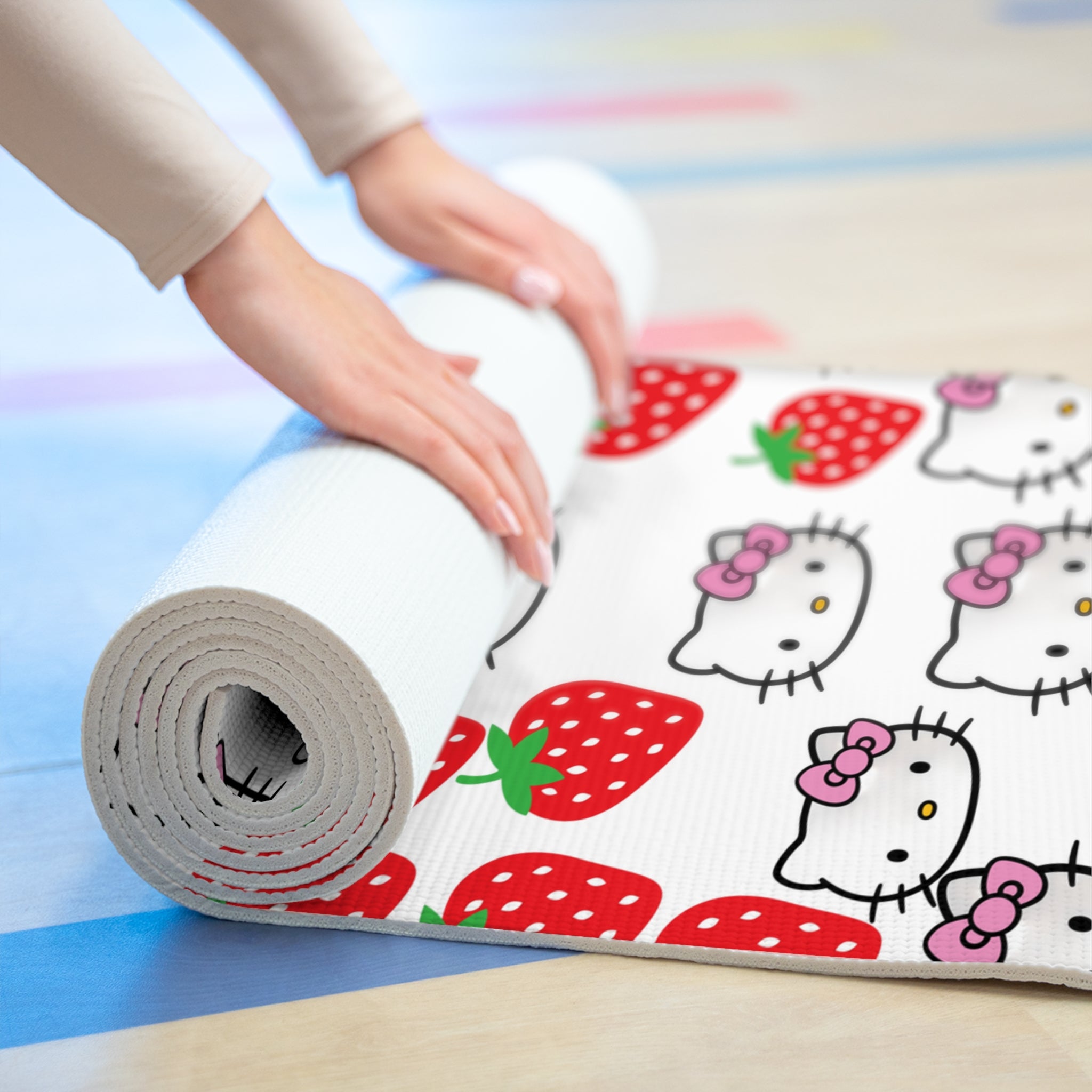 Foam yoga mat kitty strawberry white