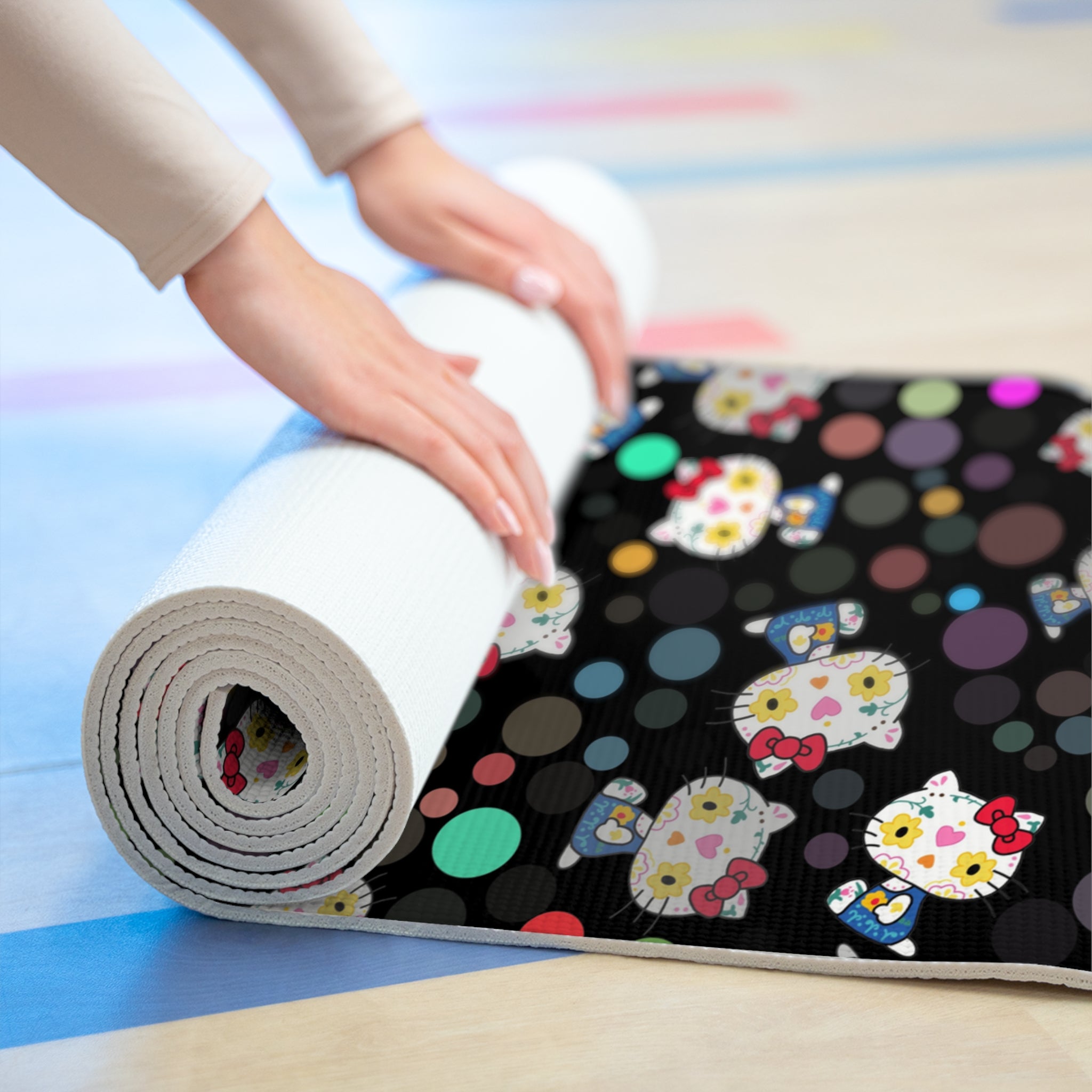 Foam yoga mat kitty flower polka dots black