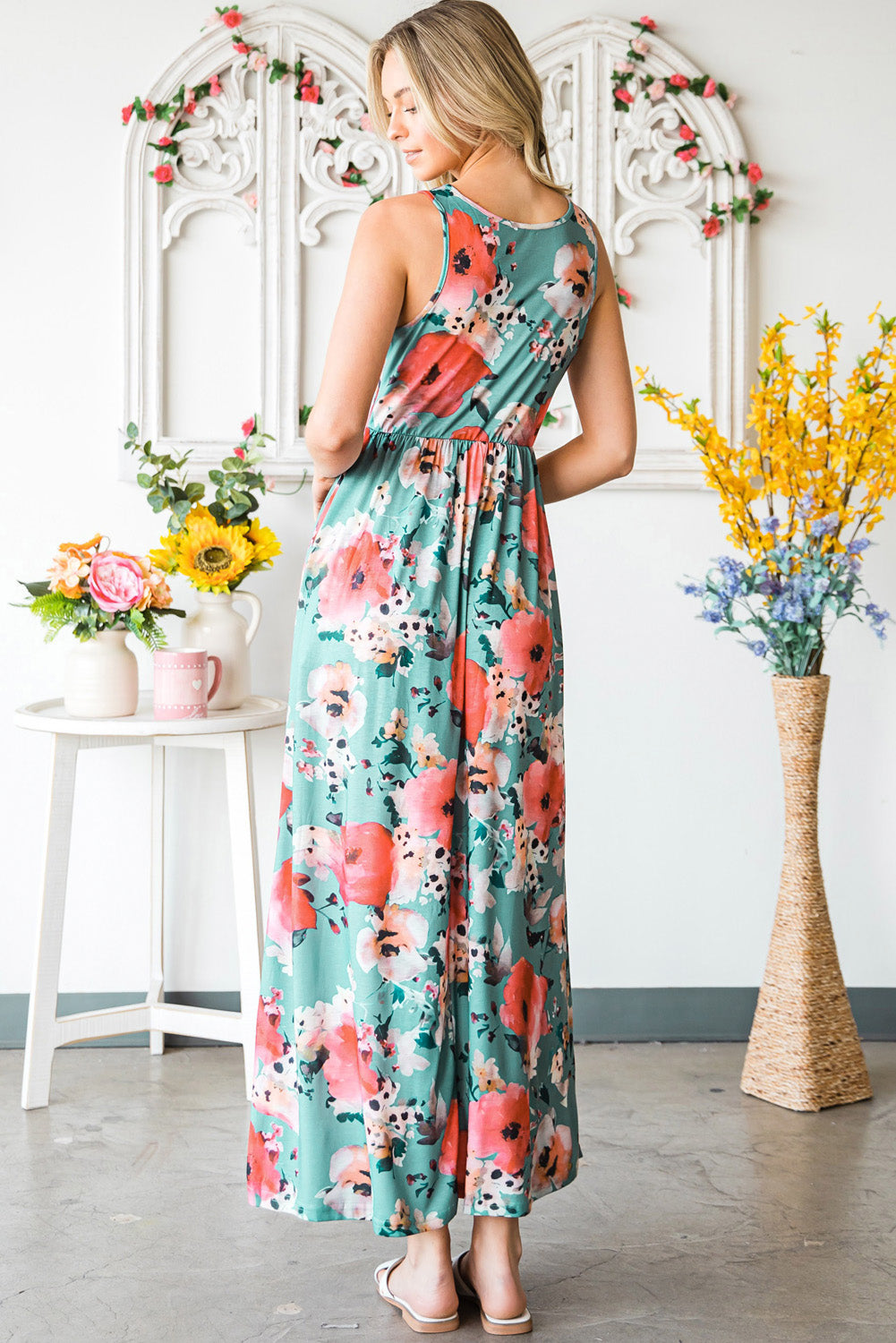 Chic Floral Maxi Dress: Perfect Summer Beach Wedding Attire with Pockets for Women