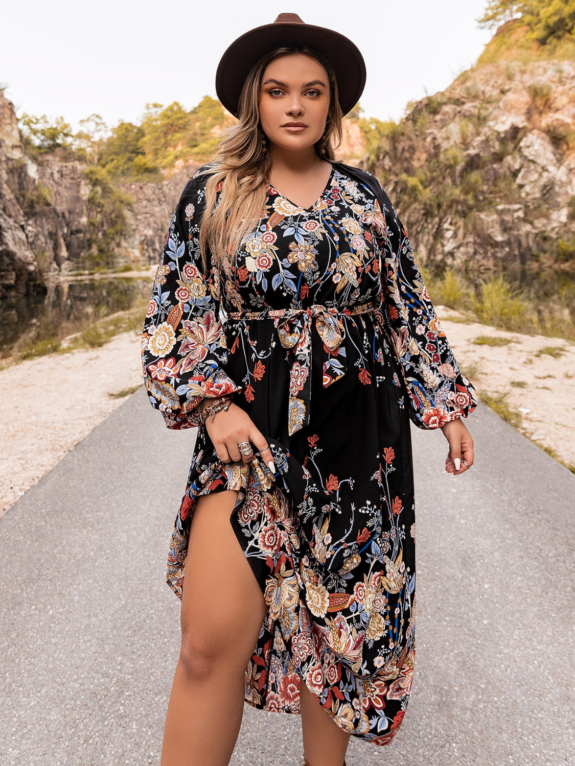 Stunning Plus Size V-Neck Long Sleeve Dress: Perfect Choice for Beach Wedding Guests, Embrace Elegance and Comfort in Your Attire!