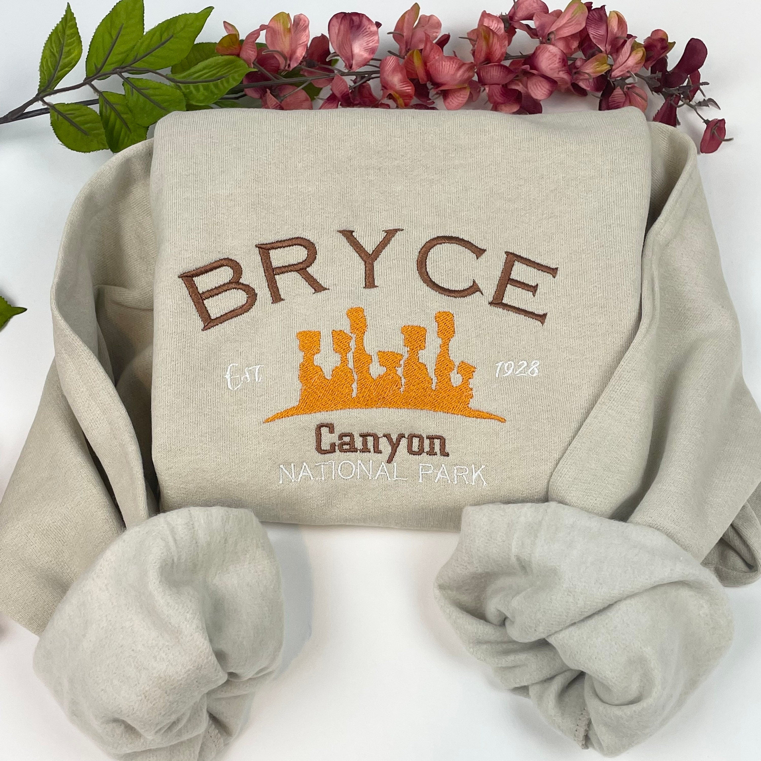 Bryce Canyon National Park Embroidered Crewneck Sweatshirt