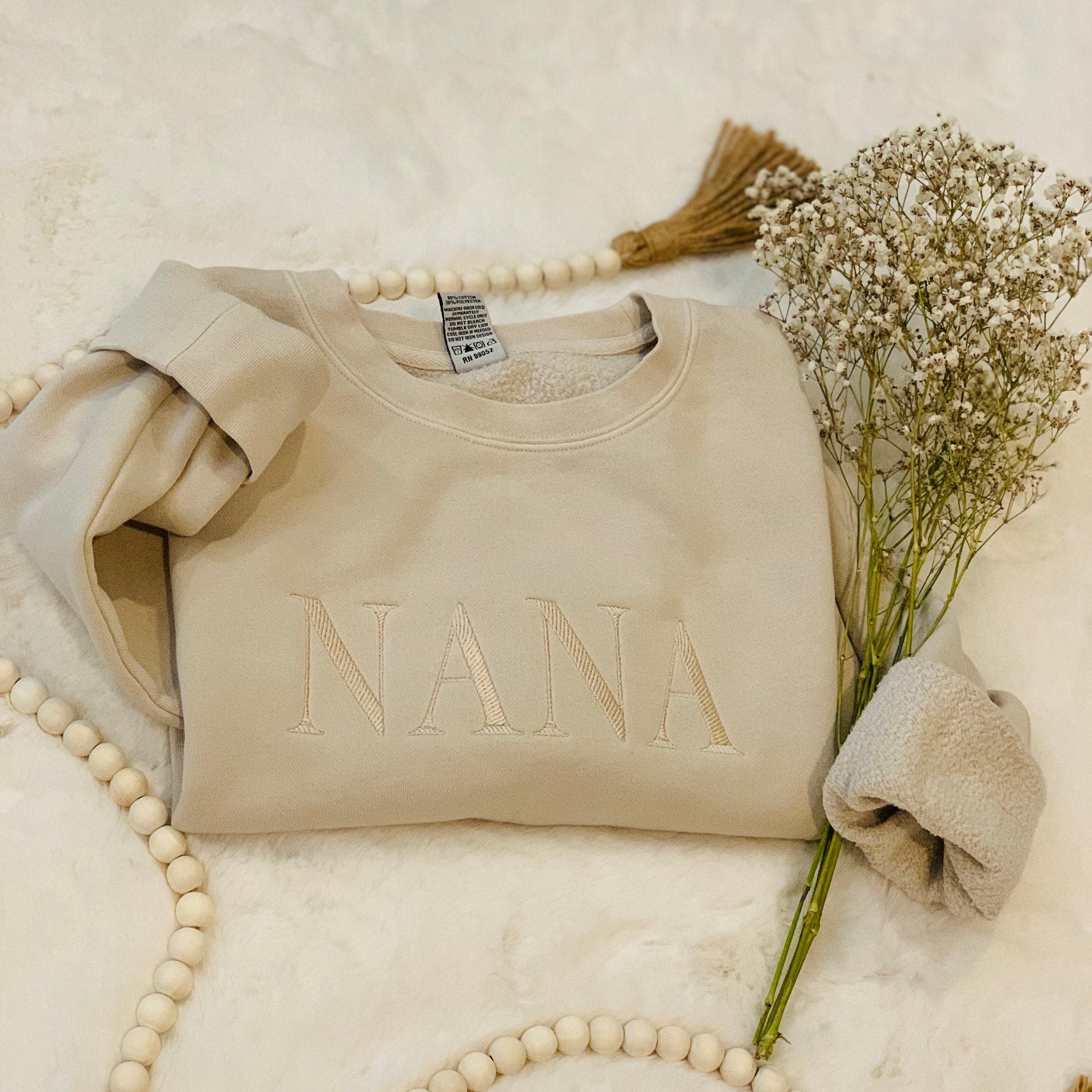 Embroidered Customizable MAMA, DADA Sweatshirt, Neutral Monochromatic Embroidered MAMA Crew neck Sweatshirt, Gift for Her, Mother's day gift