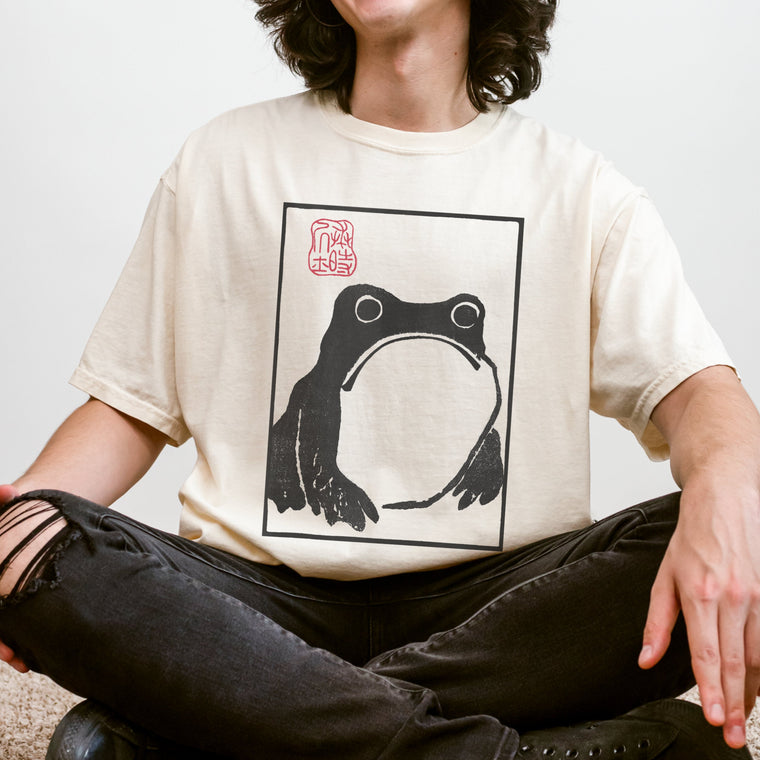 Ukiyo-e Frog T-Shirt in Organic Cotton, Japanese Art Tee, Unisex Relaxed Fit, Aesthetic Streetwear for Men Women, Summer Outfit Gift