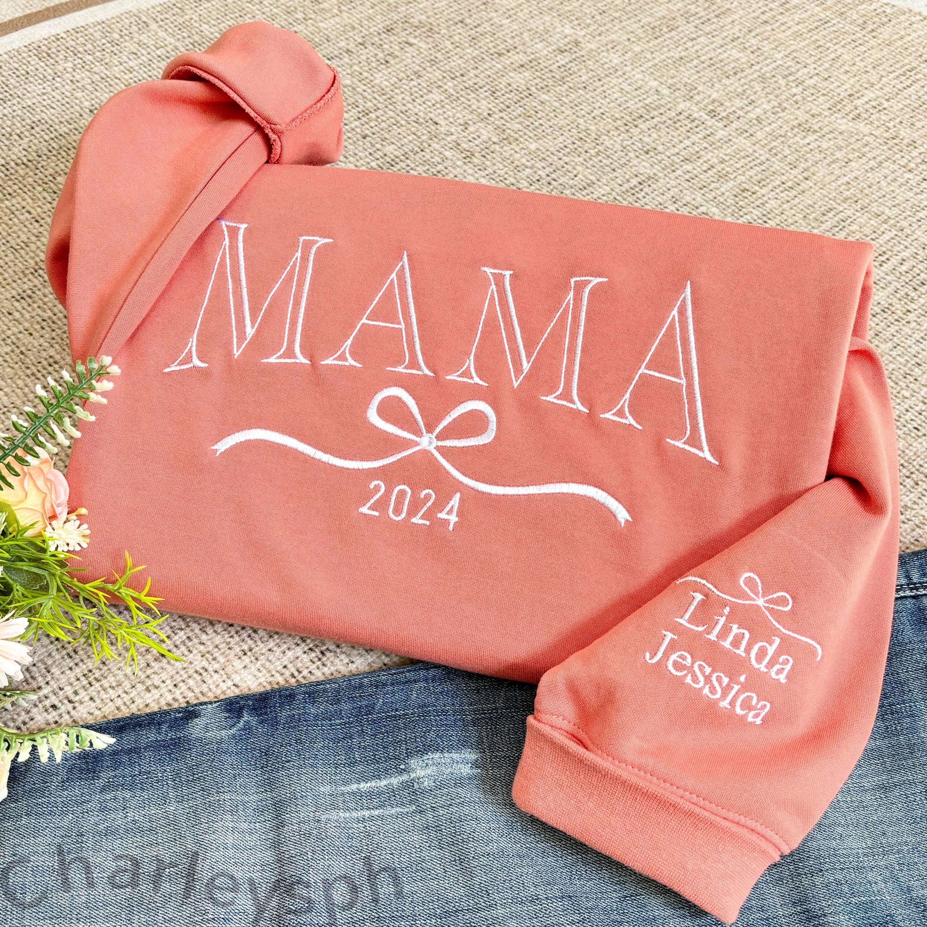 Custom Embroidered Mama Sweatshirt with Kids Name on Sleeve, Personalized Mom Sweatshirt, Minimalist Momma Sweater, Christmas Gifts for Mom