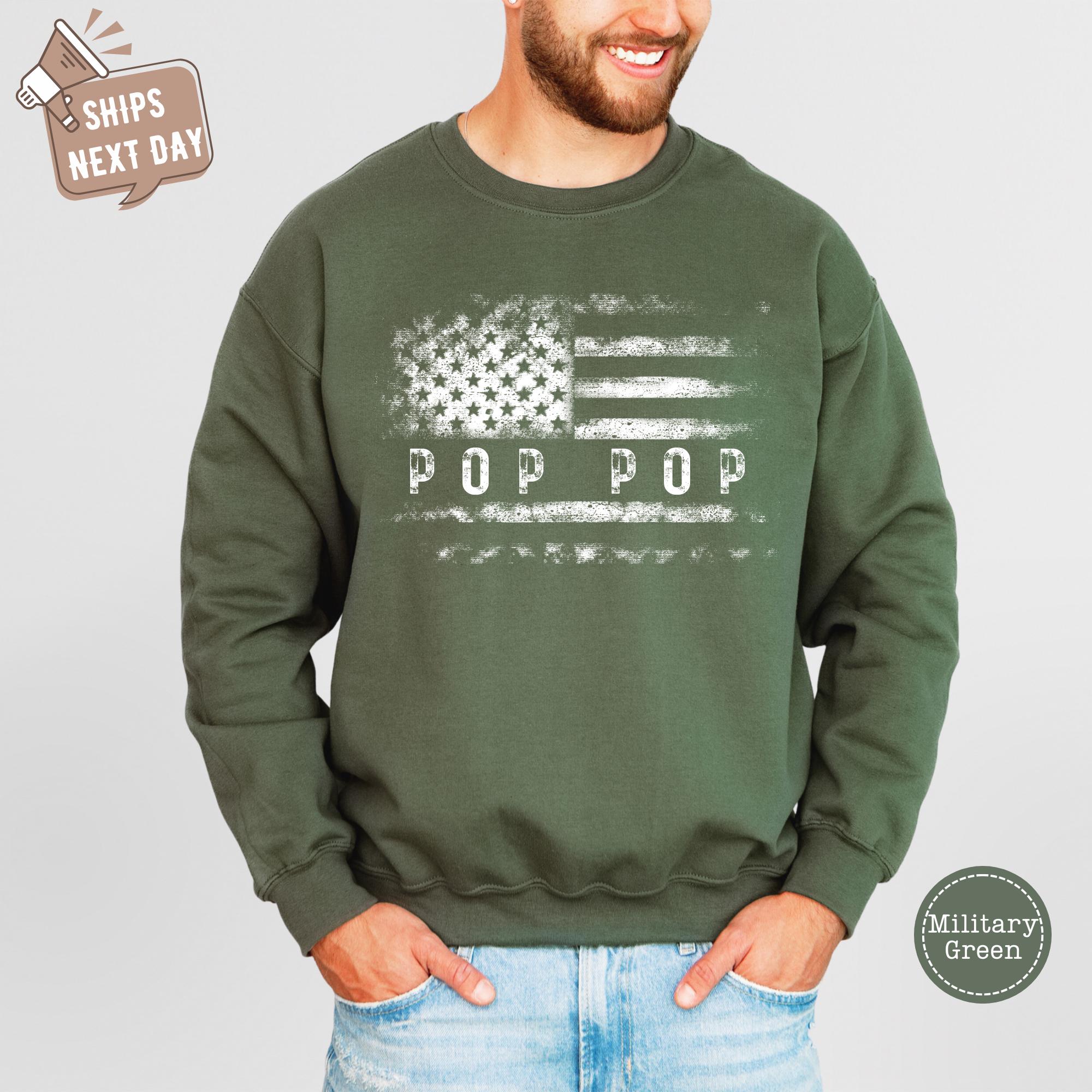 ✨Gildan 18000 Distressed Flag Pop Pop Sweatshirt - Cozy Veteran Gift for Grandpas✨