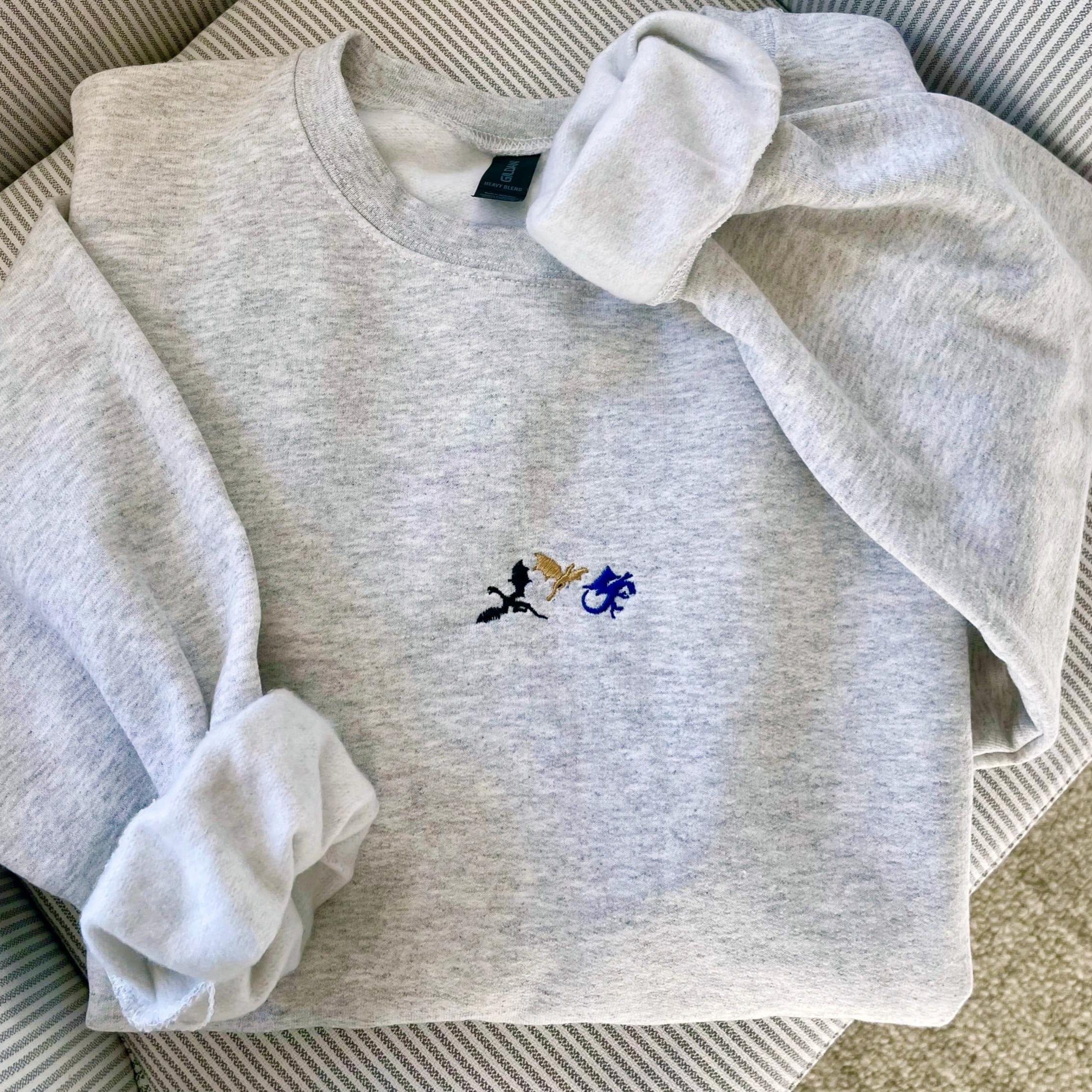 Tiny dragons embroidered sweatshirt, Fourth Wing embroidered sweatshirt, booktok, bookish gifts, dragon, basgiath war college crewneck