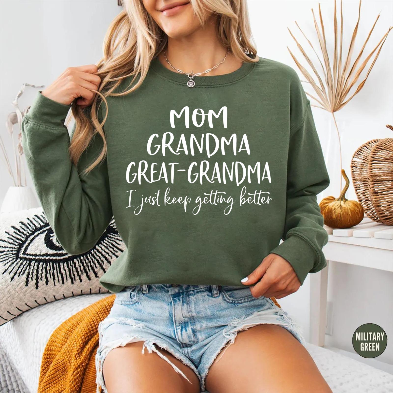 Cozy Gildan 18000 Great Grandma Sweatshirt, Pregnancy Reveal Gift, Printify Choice, Unisex Crewneck for Women, Baby Announcement, Birthday Surprise