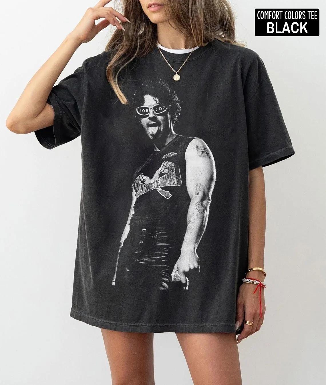 Comfort Colors® 1717 Unisex Garment-Dyed Concert Shirt for Men & Women - Perfect Aesthetic Outfit, Cozy & Stylish T-shirt for Casual Wear or Gift