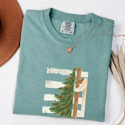 Christmas Tree Cross Design Comfort Colors T-Shirt & Gildan Sweatshirt